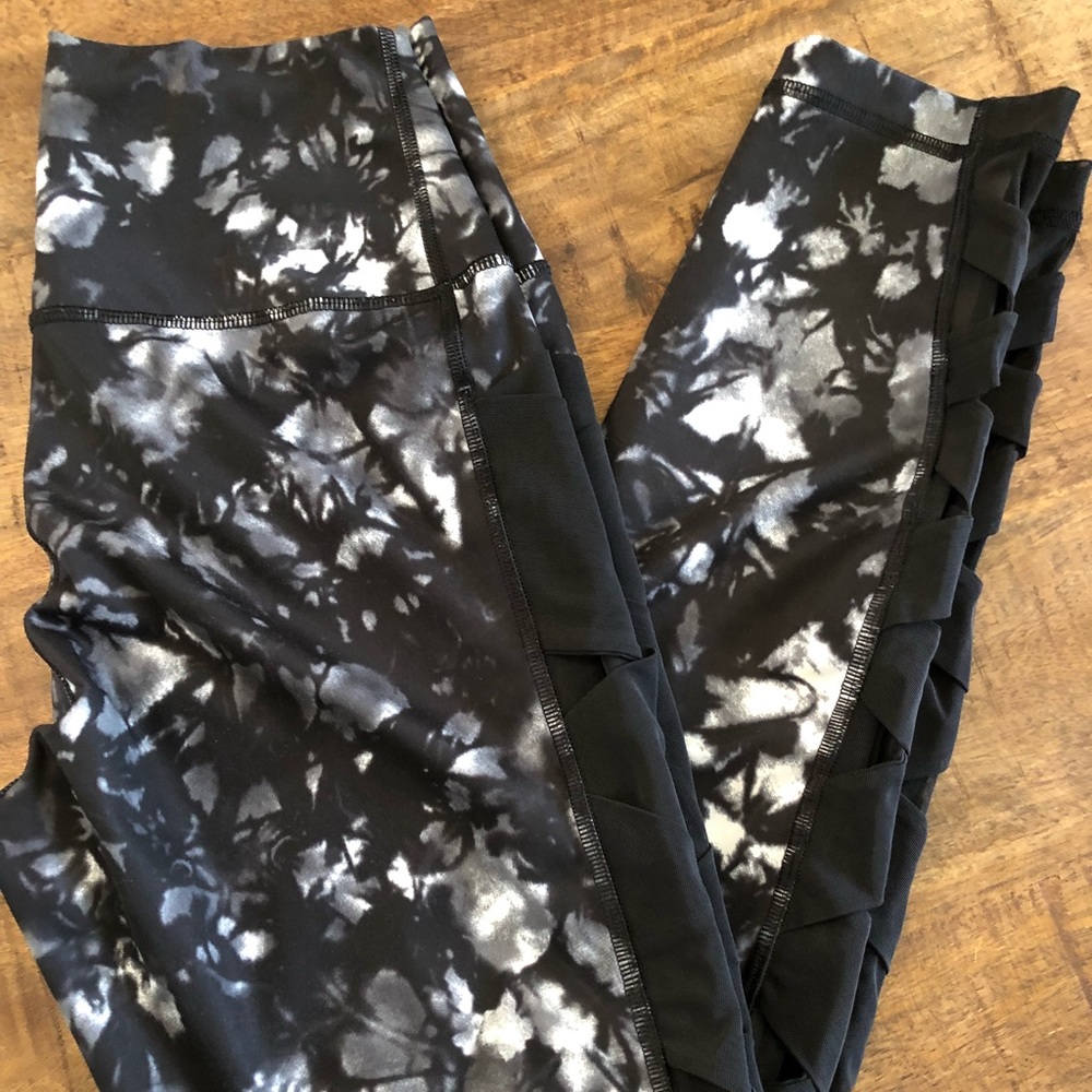 Women’s Lululemon pant! Size 8. 💕